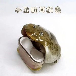 New Arrivals handcrafted ugly frog earphone case for airpods charming pink bow design, ideal gift for friends